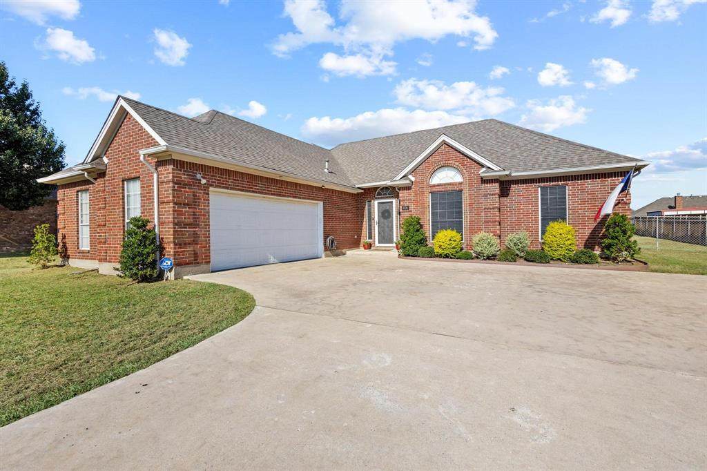 406 Sunshine Trail - Photo 1