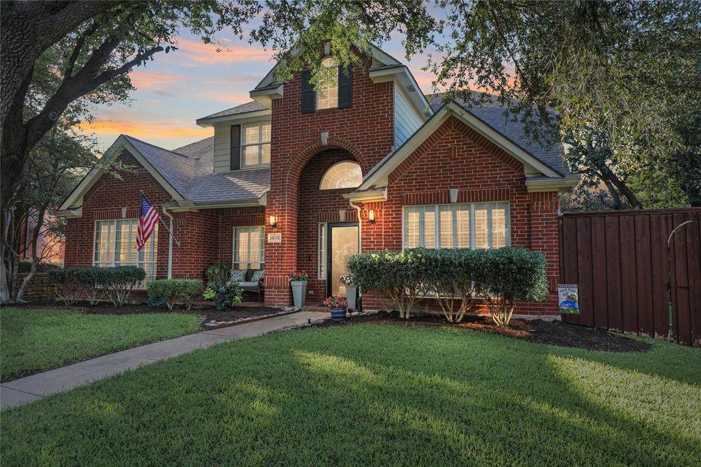 1010 Alameda Court - Photo 1