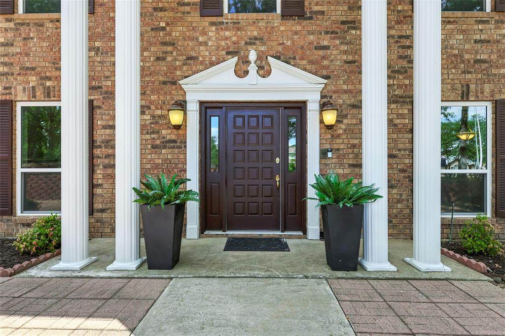 1330 Laredo Court - Photo 1