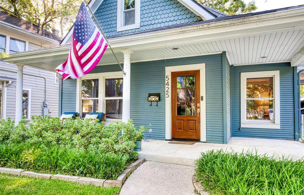 5425 Victor Street - Photo 1