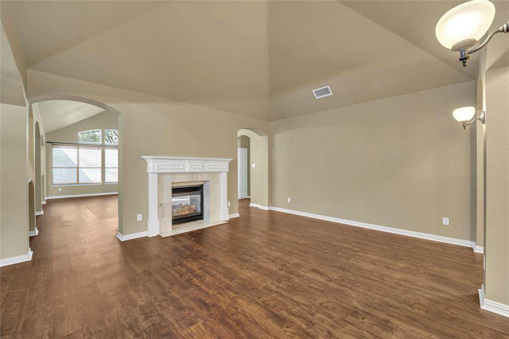 2406 Shorewood Court - Photo 1