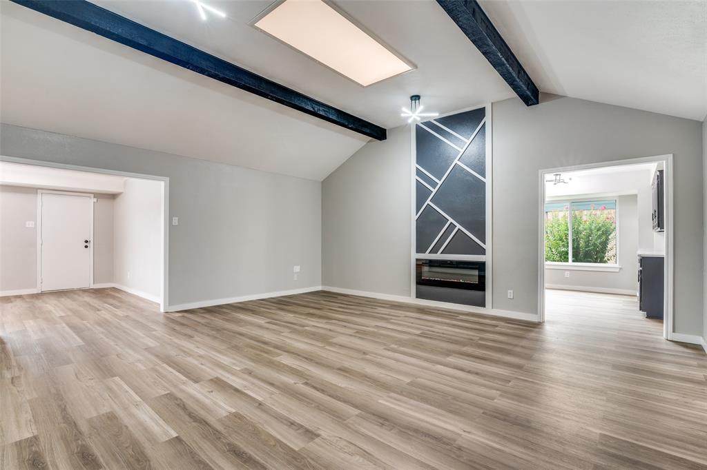 1618 University Drive - Photo 1