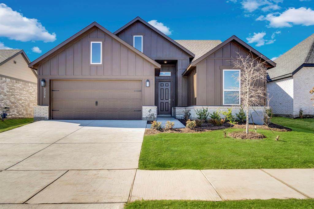 2224 Trailside Drive - Photo 1