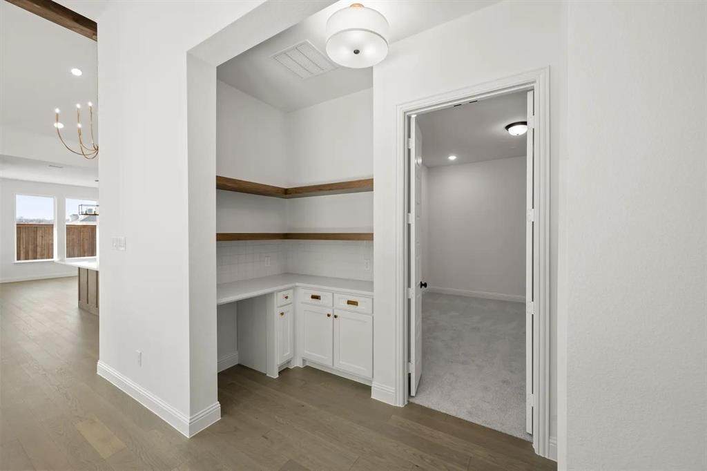 4728 Hawthorn Hills Lane - Photo 1