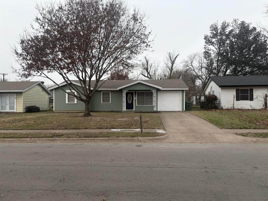 809 Milam Drive - Photo 1