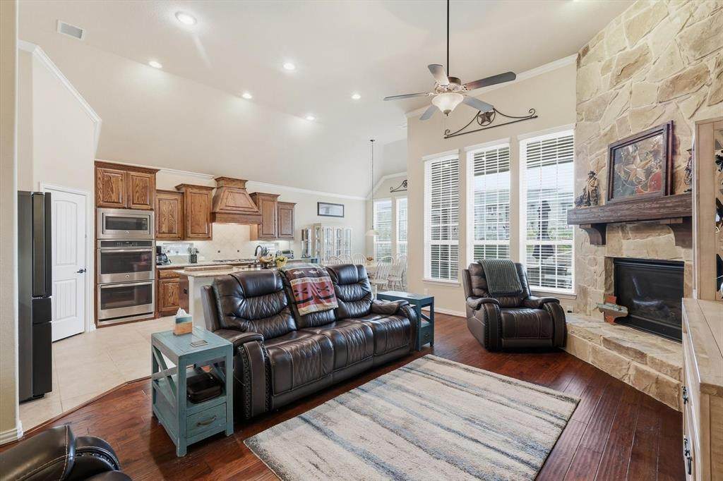 412 Dominion Drive - Photo 1