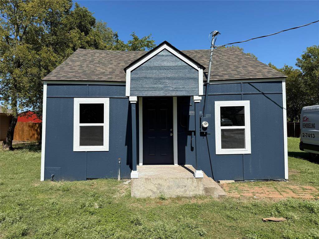 638 Walcott Street - Photo 1