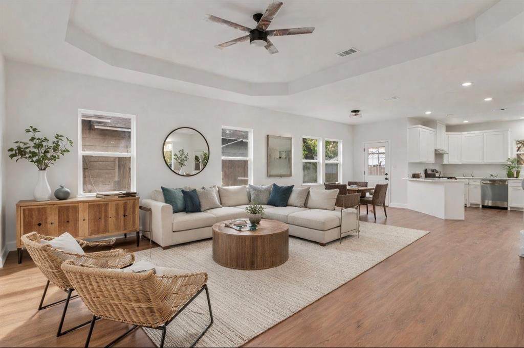 805 Ritchey Street - Photo 1
