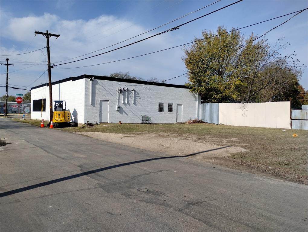 4102 Urban Avenue - Photo 1