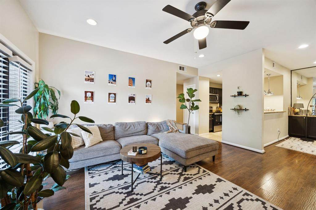 8601 Park Lane - Photo 1