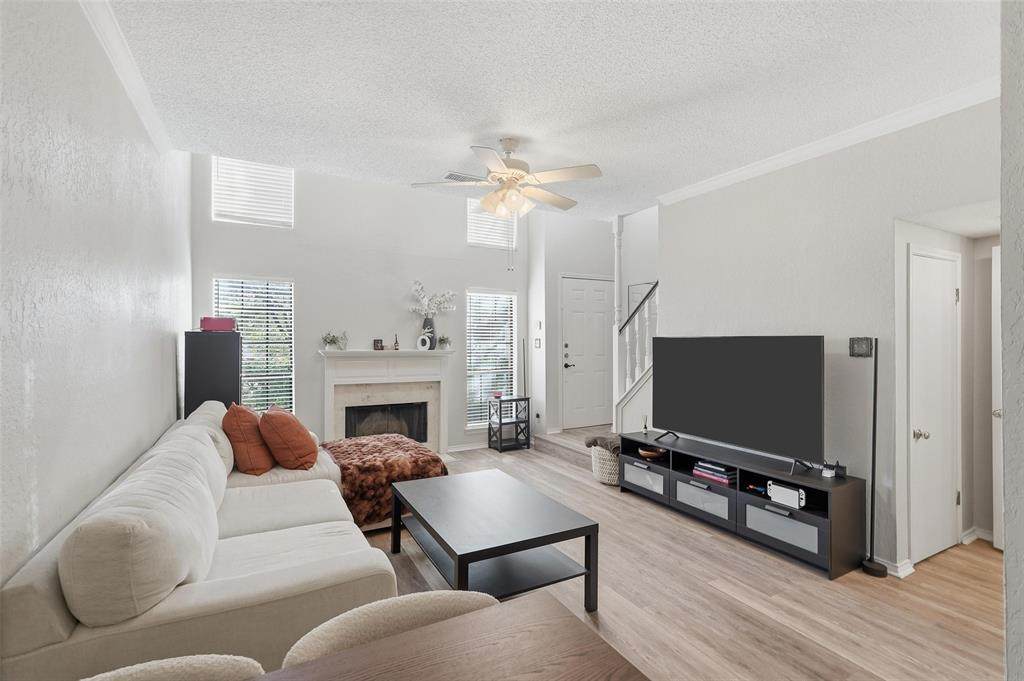 14333 Preston Road - Photo 1