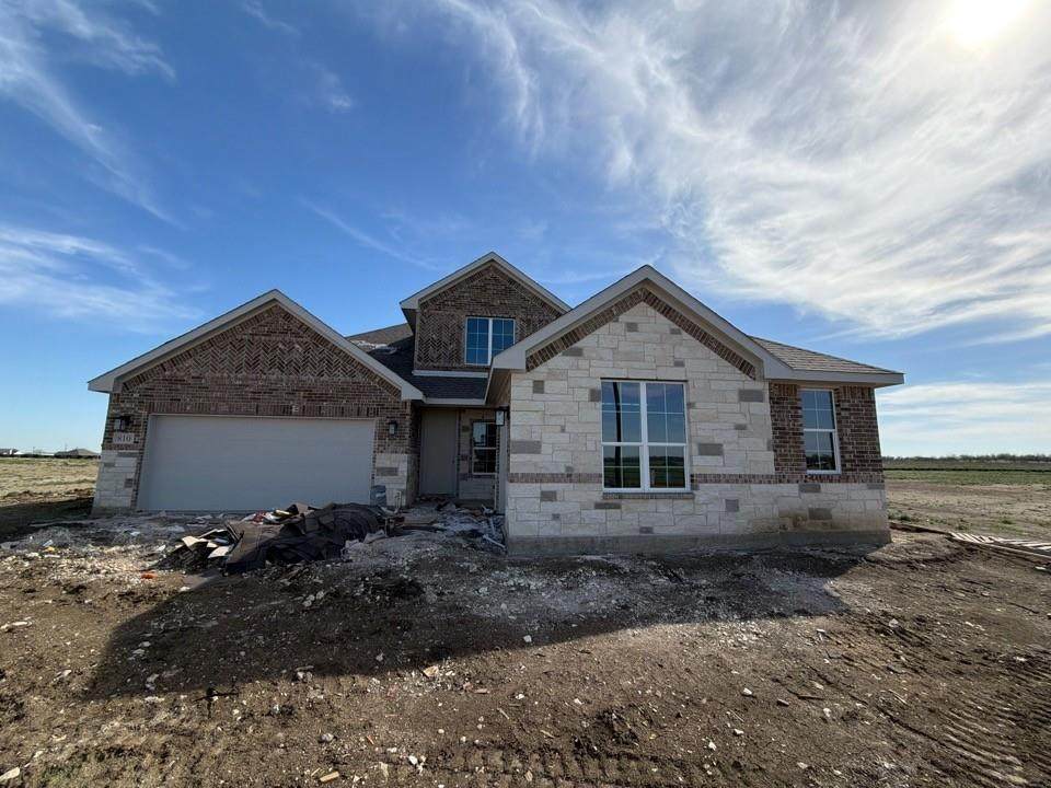 810 County Road 200 - Photo 1