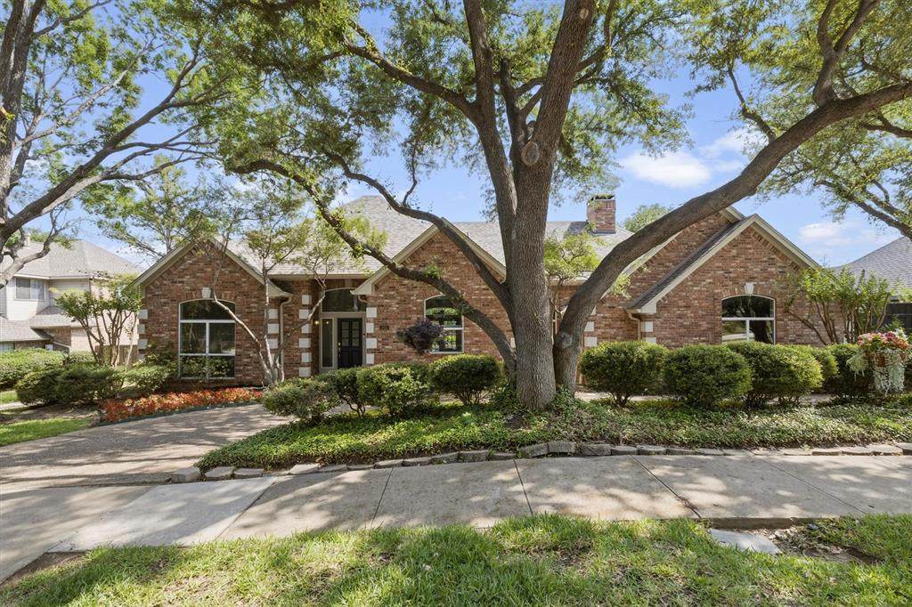 1003 Wiltshire Drive - Photo 1