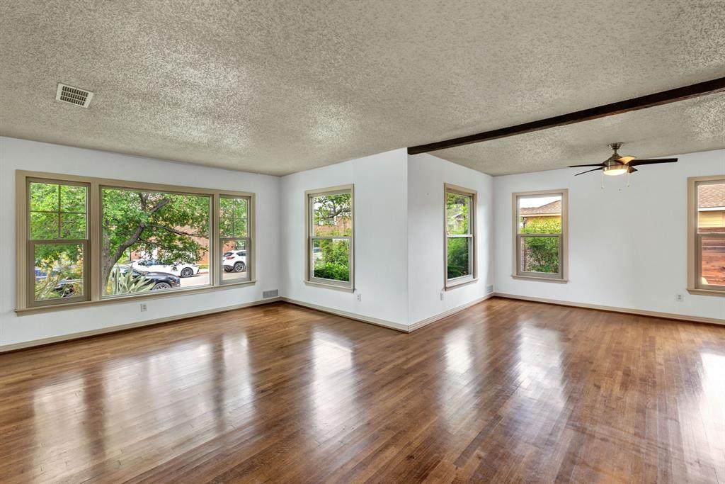 2837 Townsend Drive - Photo 1