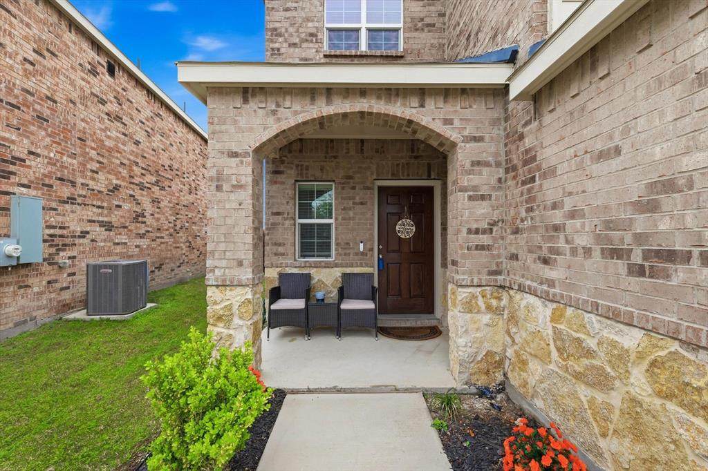 1418 Ganado Drive - Photo 1