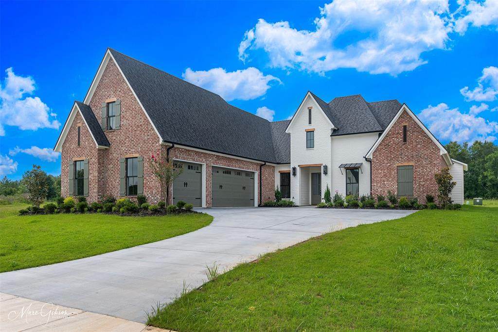 2128 Garrett Farms Row - Photo 1