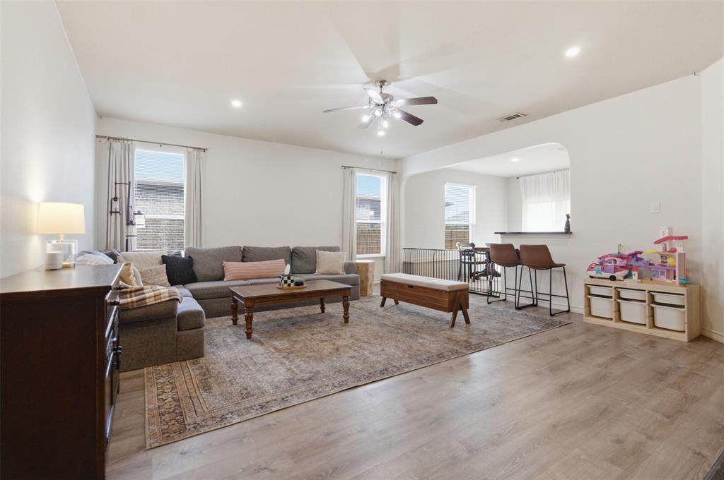 10928 Middleglen Road - Photo 1