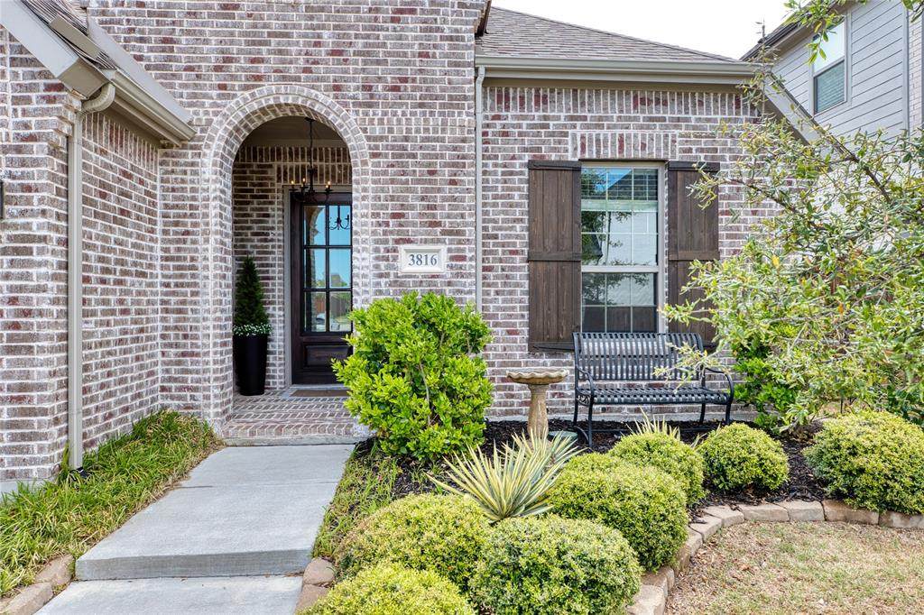 3816 Ironbark Way - Photo 1