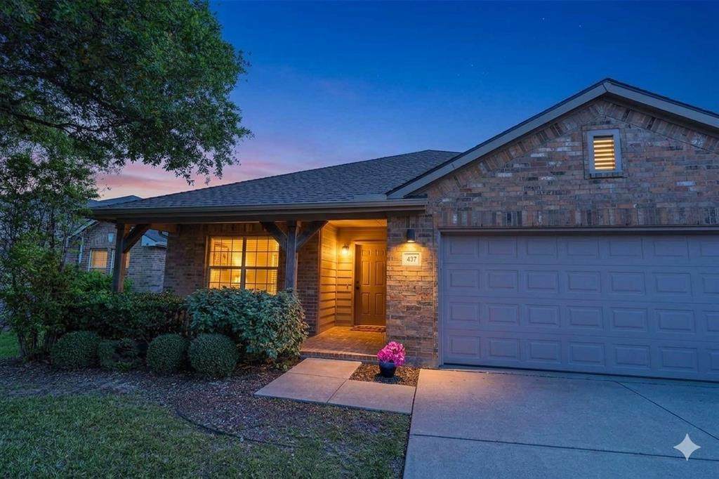 437 Sandy Creek Drive - Photo 1