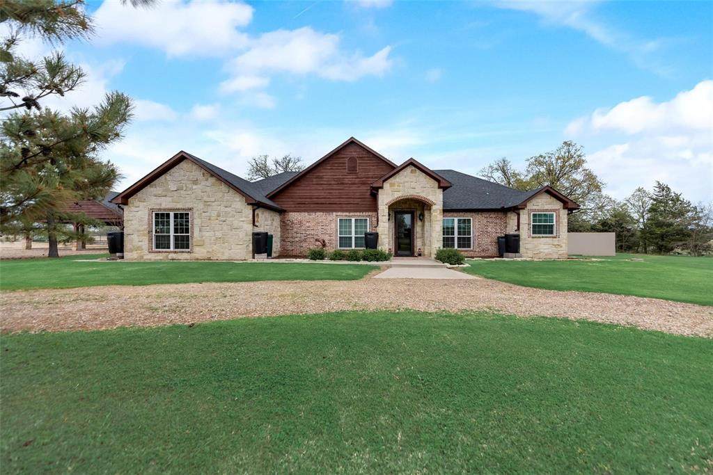 4490 County Road 2615 - Photo 1