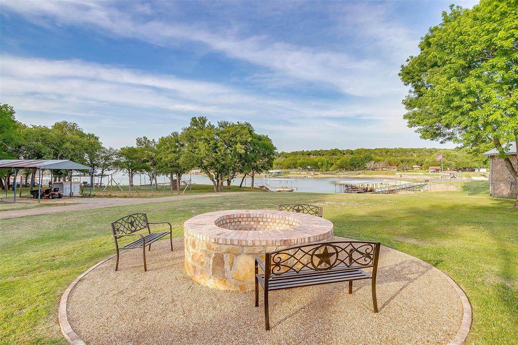 520 Deer Trail - Photo 1