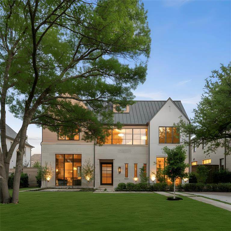 3517 Villanova Street - Photo 1