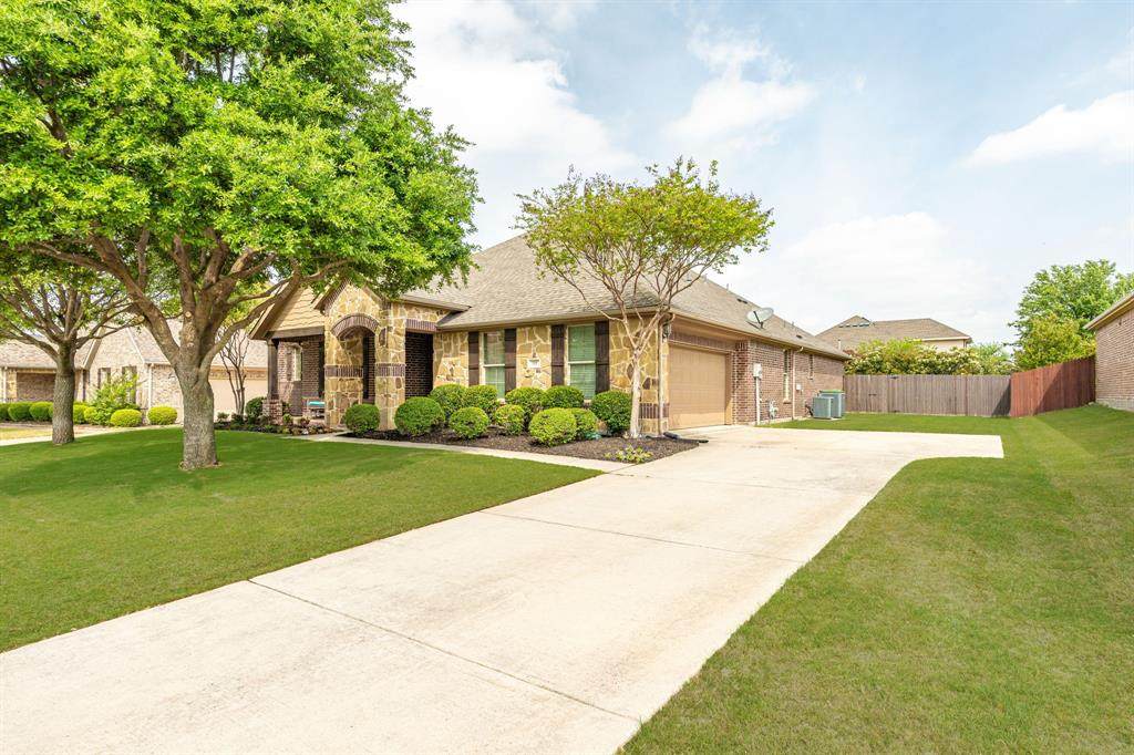 381 Komron Court - Photo 1