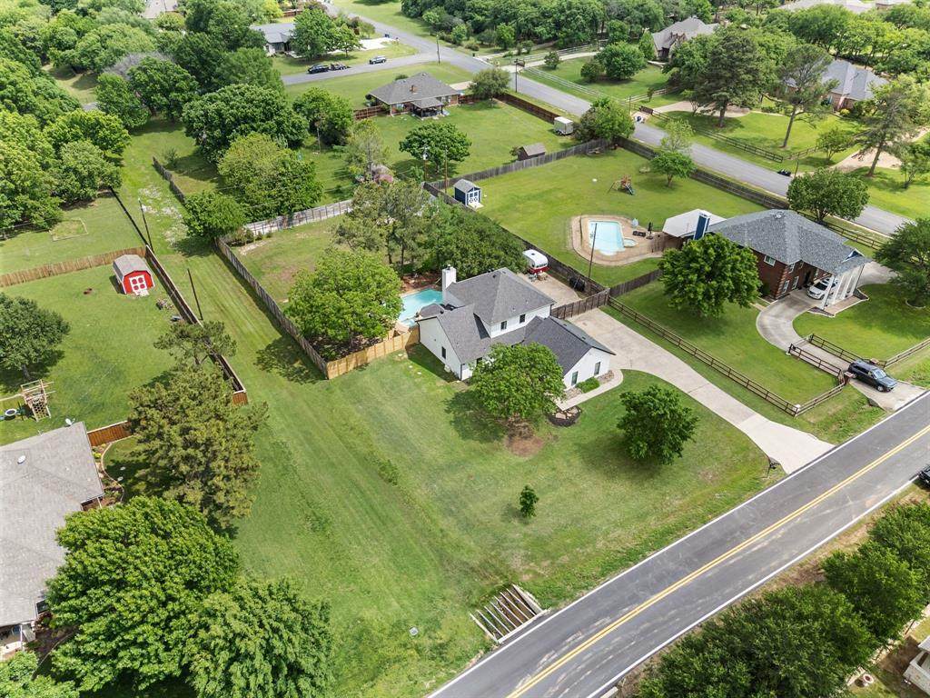 508 Chandler Road - Photo 1