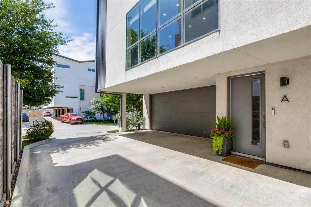 5907 Lindell Avenue - Photo 1