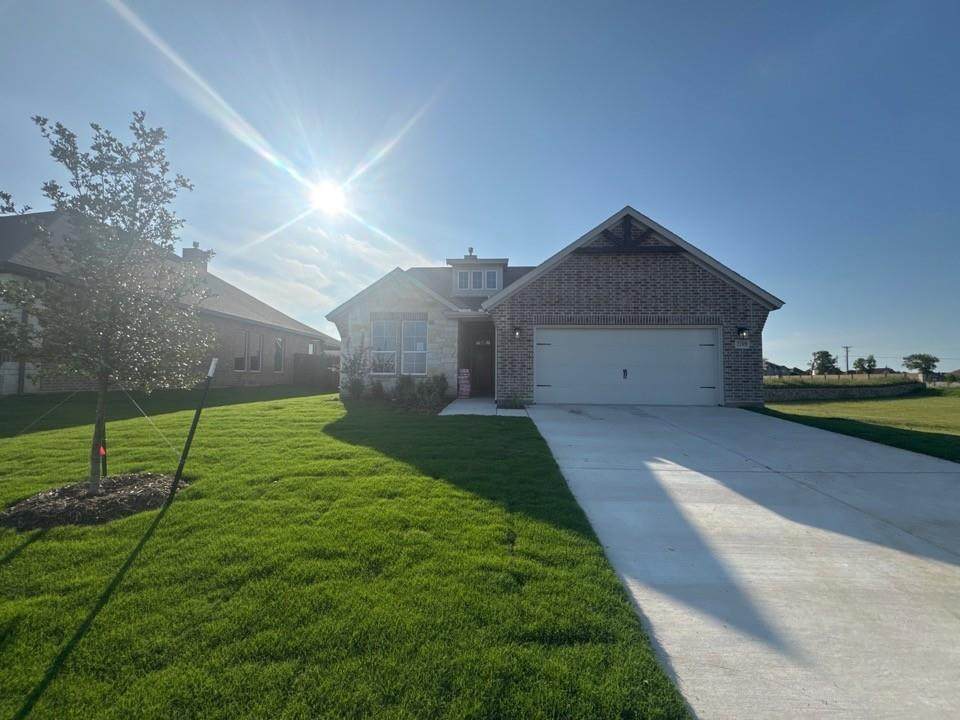 2109 Bluebird Lane - Photo 1