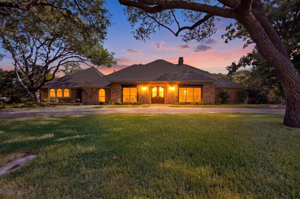 6911 Gateridge Drive - Photo 1