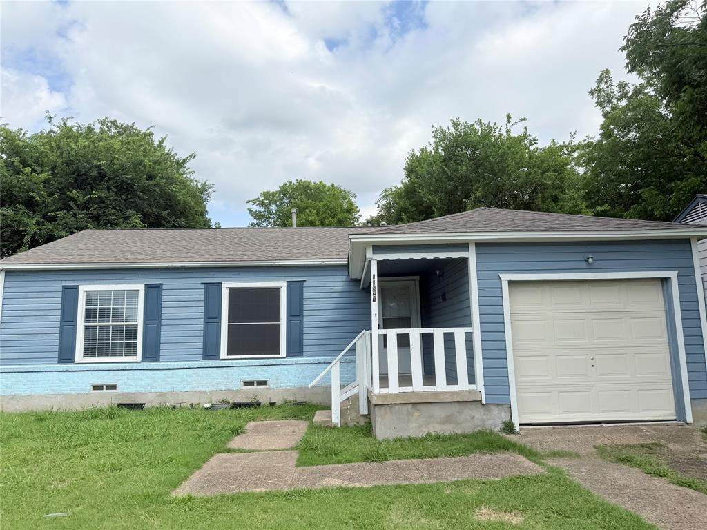 11827 Gaston Parkway - Photo 1