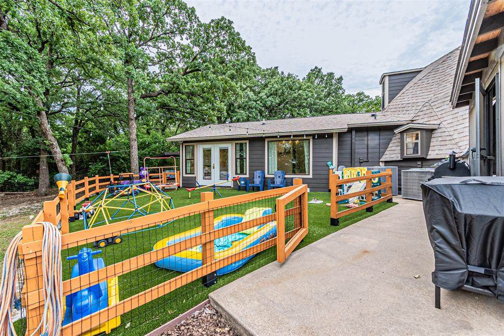 4505 Hunters Glen Court - Photo 1