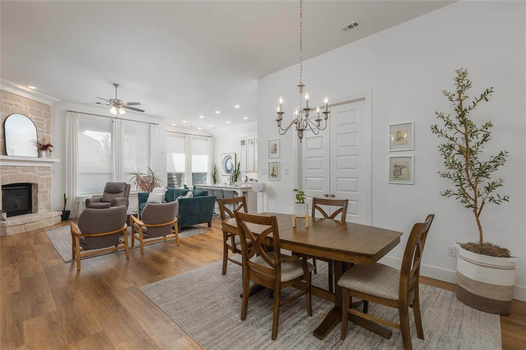 1128 Cottonseed Street - Photo 1
