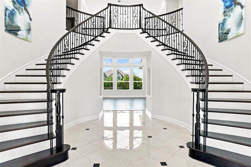 2404 Palmetto Way - Photo 1