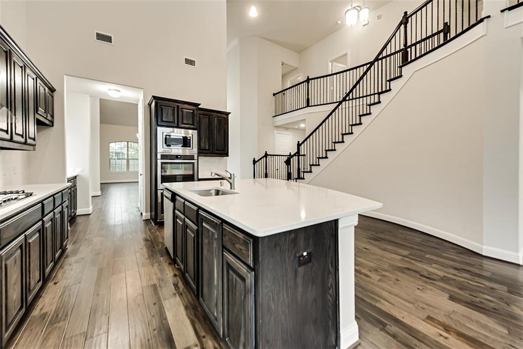 7612 Choctaw Lane - Photo 1
