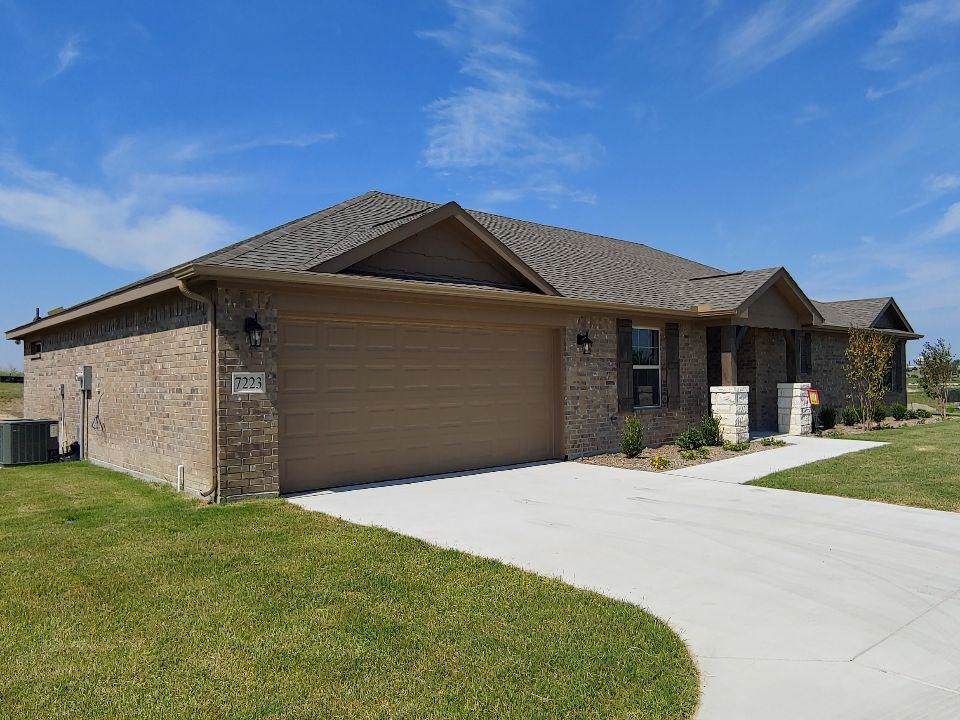 7223 Veal Station Road - Photo 1