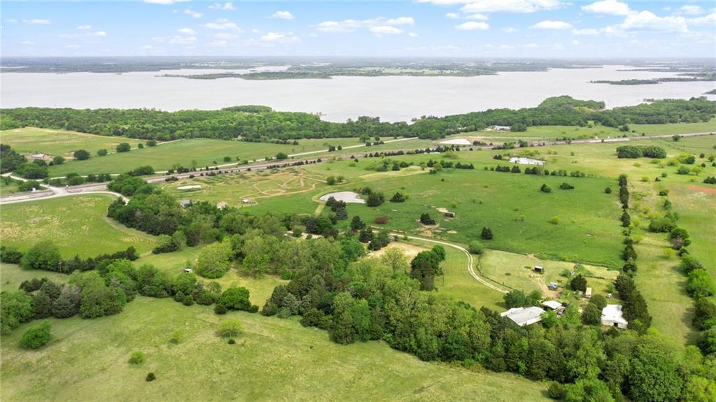 2586 Saint James Road - Photo 1