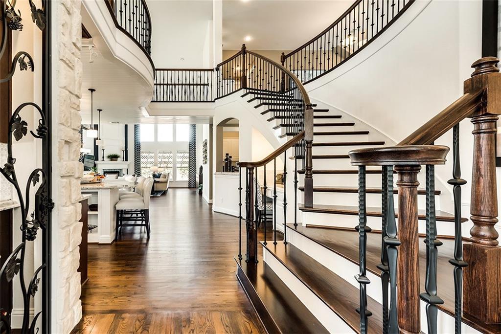 4805 Mulholland Drive - Photo 1