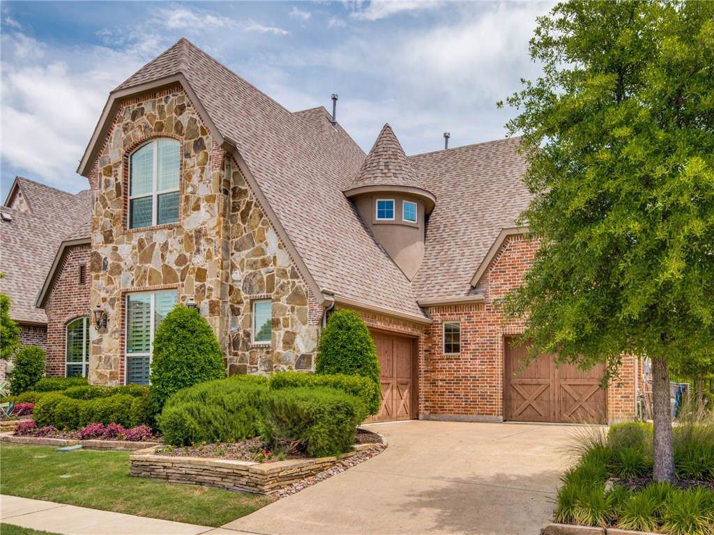 1323 Claire Lane - Photo 1