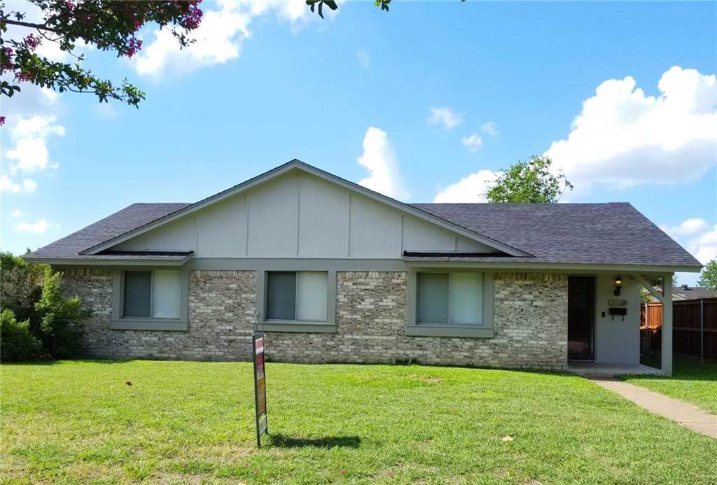 2121 Benbrook Drive - Photo 1