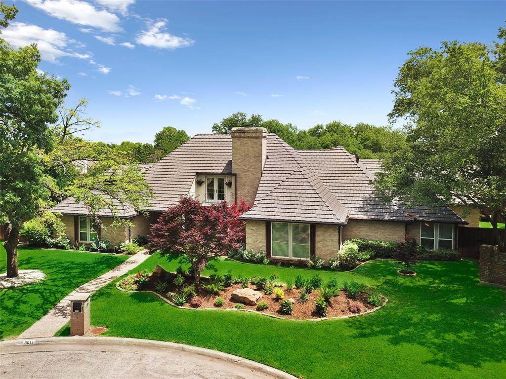 6011 Preston Creek Drive - Photo 1