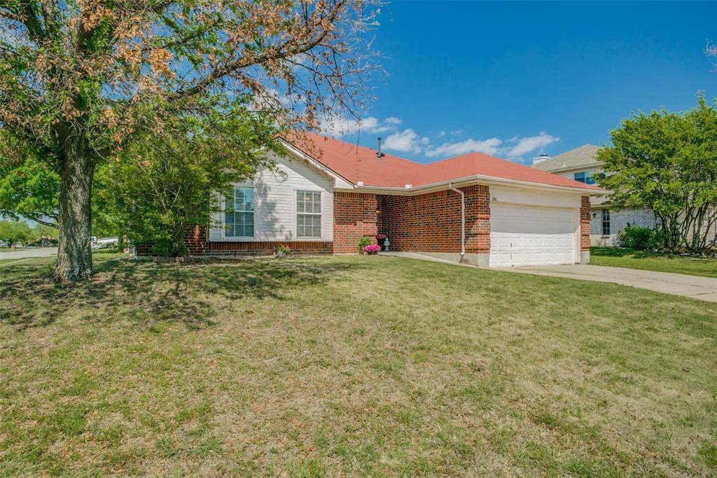 696 Chisolm Trail - Photo 1