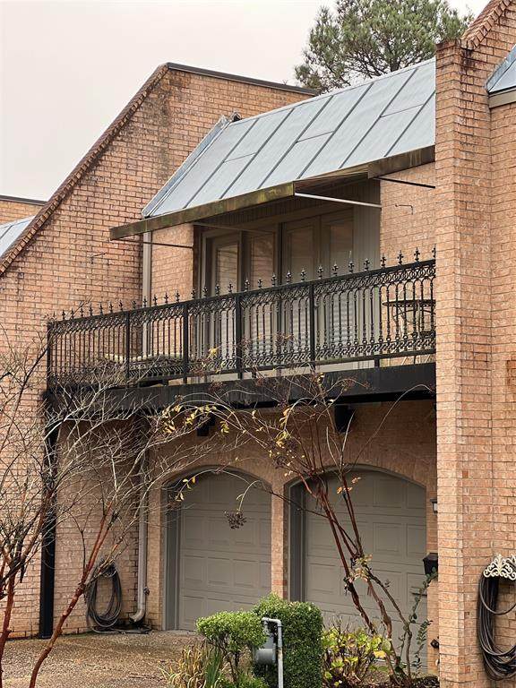 4739 Fairfield Avenue - Photo 1