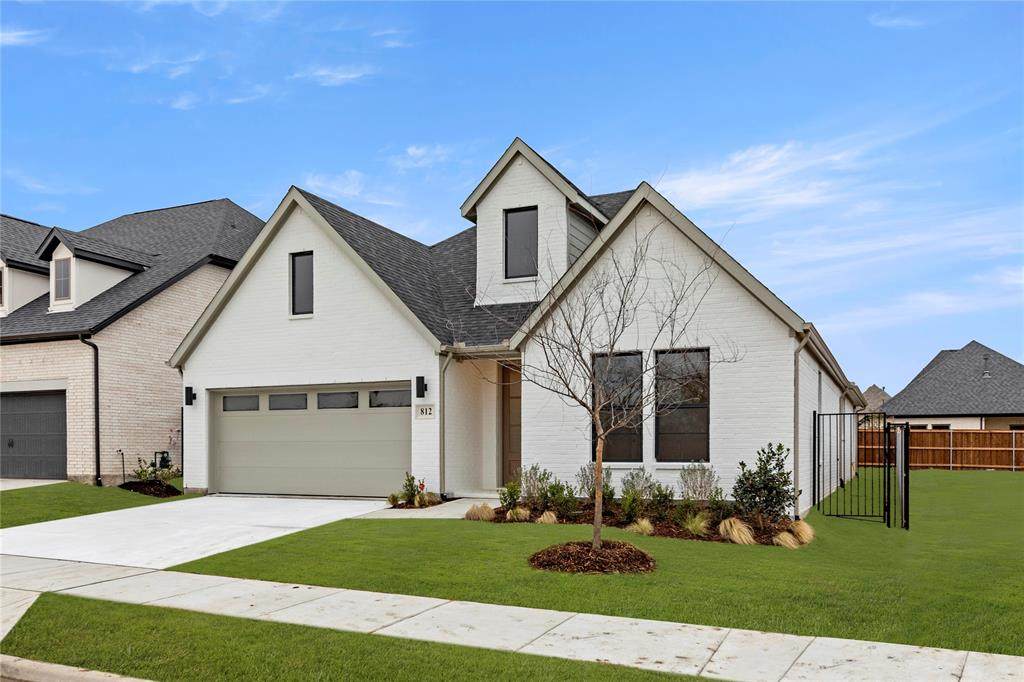 812 Stoney Bridge - Photo 1