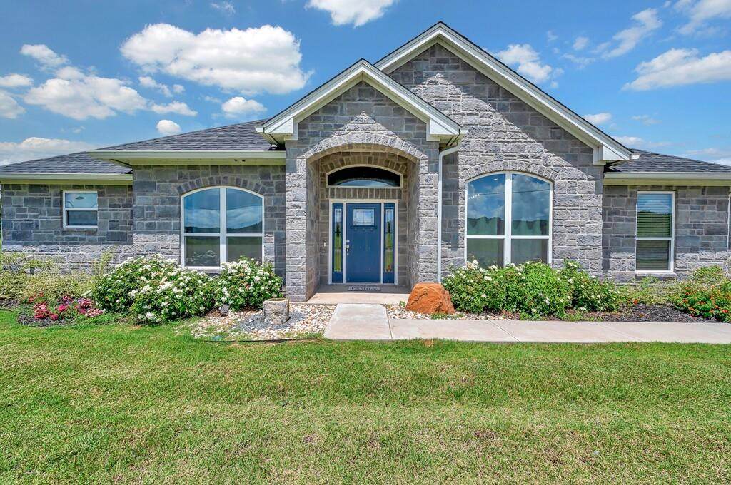 1680 Highland Drive - Photo 1