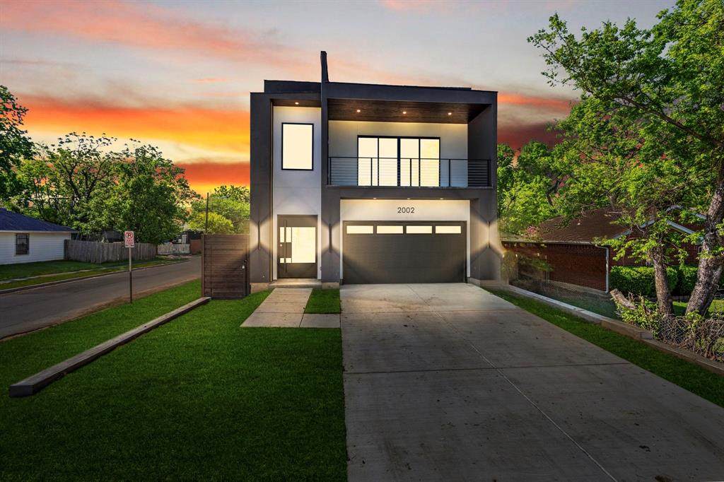 2002 Angelina Drive - Photo 1