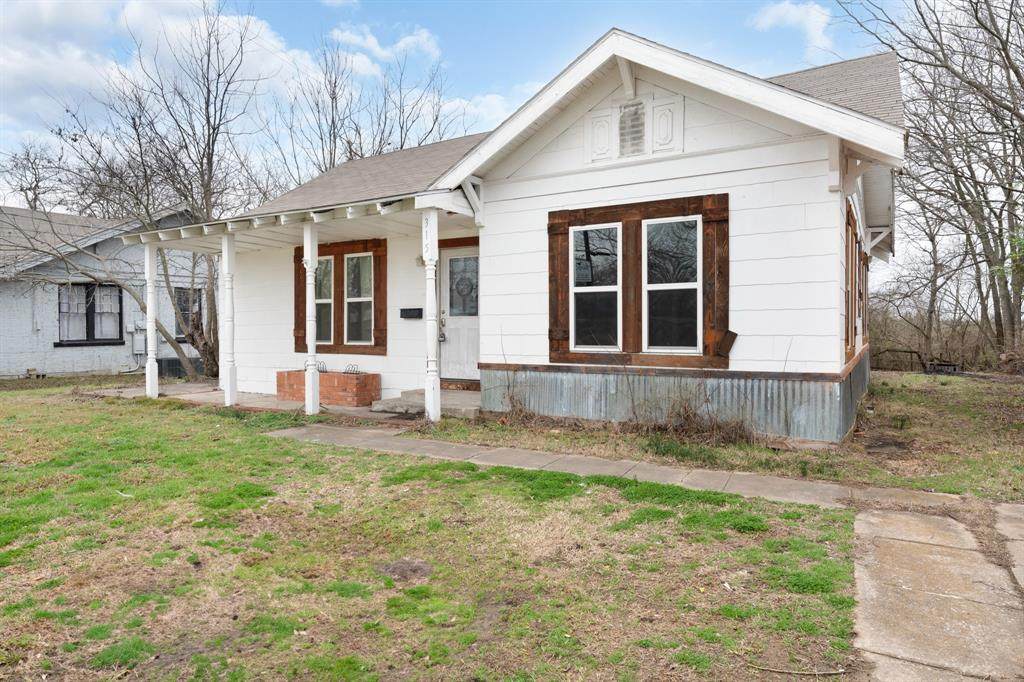 315 Park Street - Photo 1