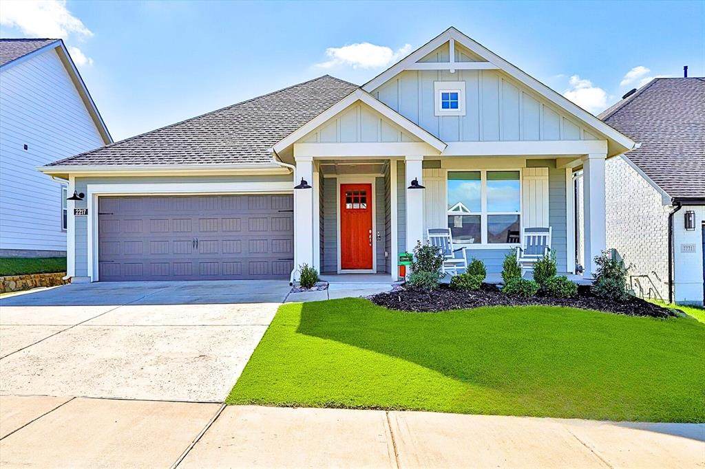 2217 Lazy Dog Lane - Photo 1