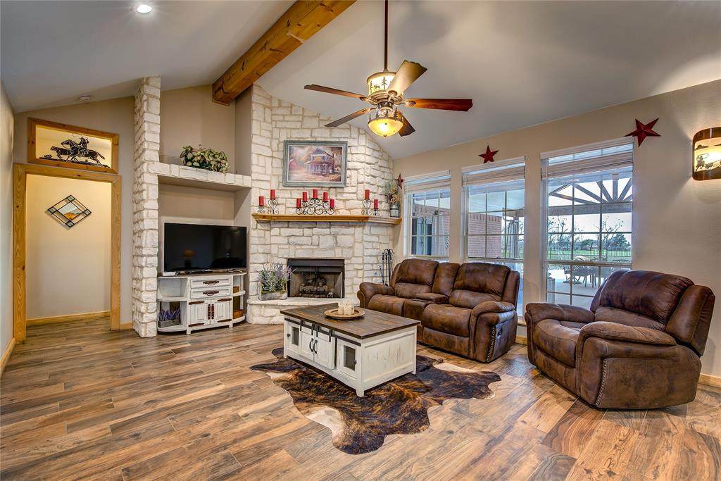 3858 Chelsea Way - Photo 1